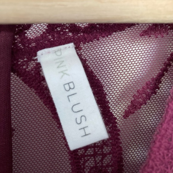 SOLD - Pinkblush lace overlay maternity maxi dress - Picture 3 of 4